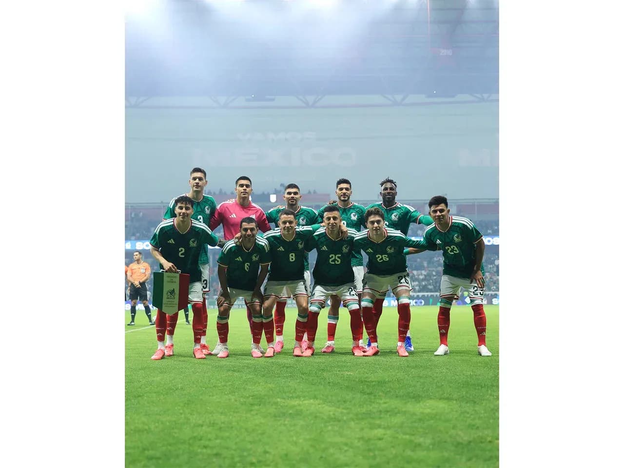 Mexico national football team posing for photo