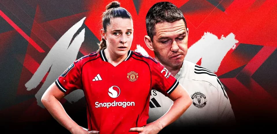 Manchester United player and coach in contrasting expressions