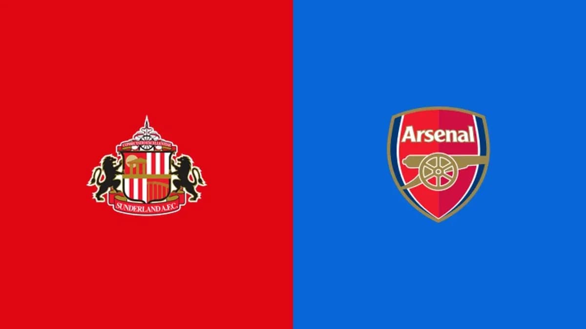 Logos of Sunderland AFC and Arsenal on colored backgrounds