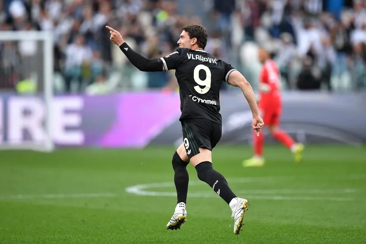 Vlahovic celebrating a goal for Juventus