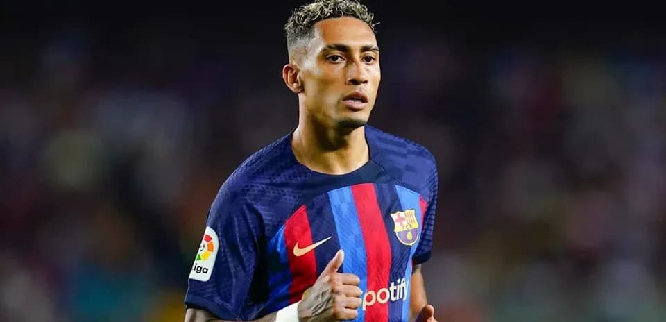 Player in Barcelona kit during match action
