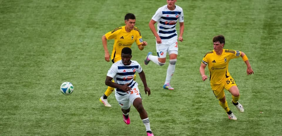 FC Cincinnati II players in action against Columbus Crew II