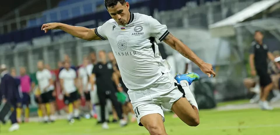 Ararat-Armenia player taking a free kick