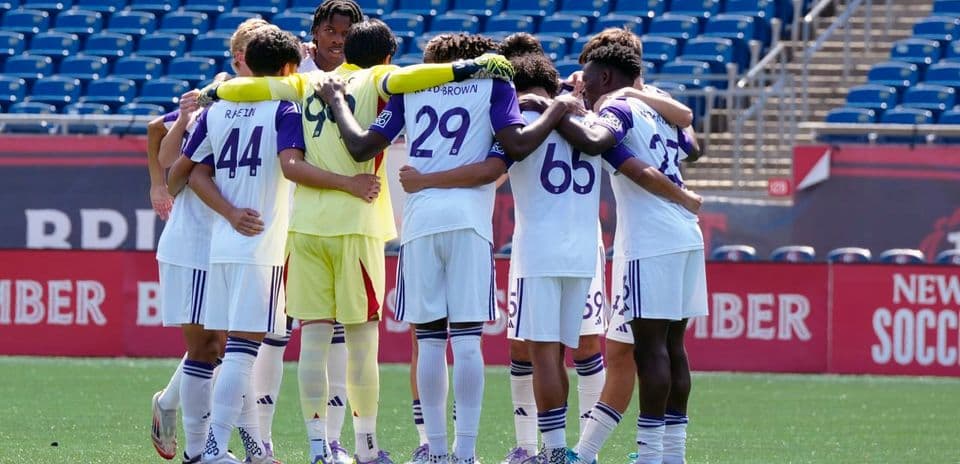 Orlando City II players in a huddle
