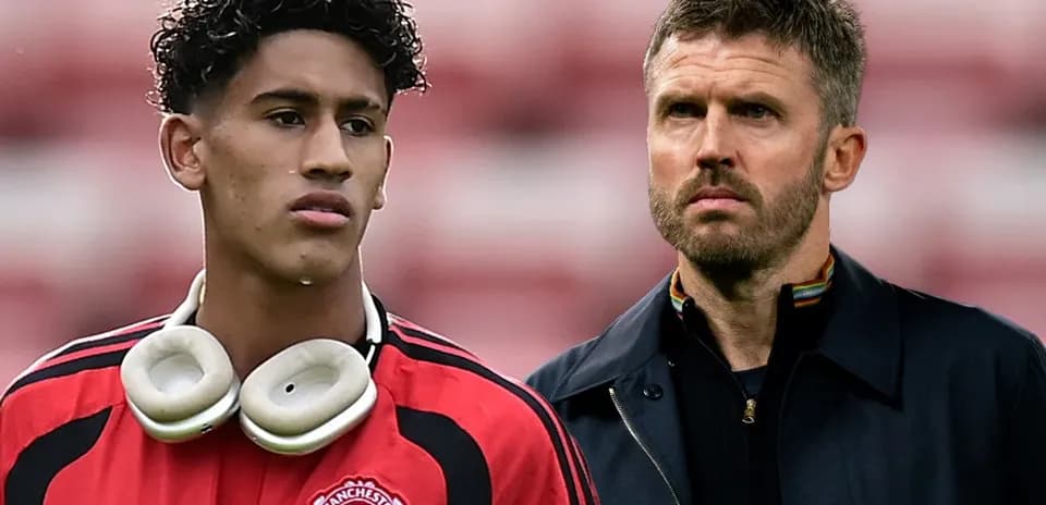 Manchester United player and coach during training session