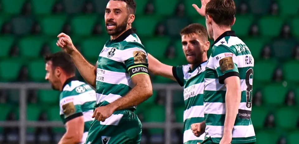 Shamrock Rovers celebrating a goal during match