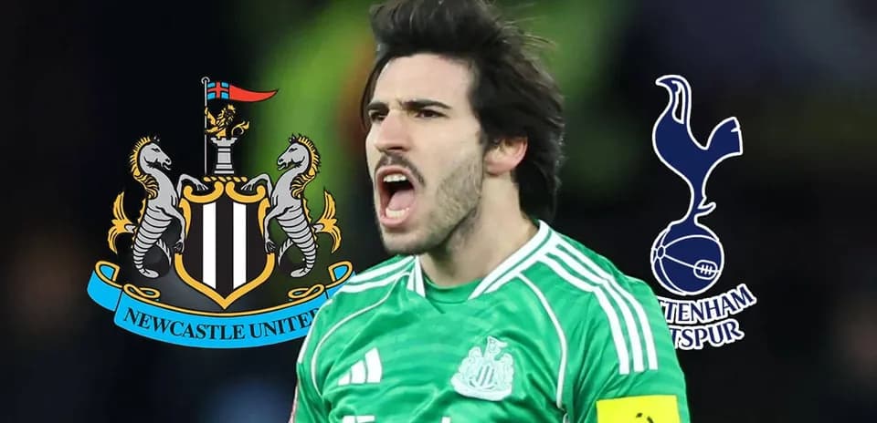 Goalkeeper celebrating with Newcastle United logo