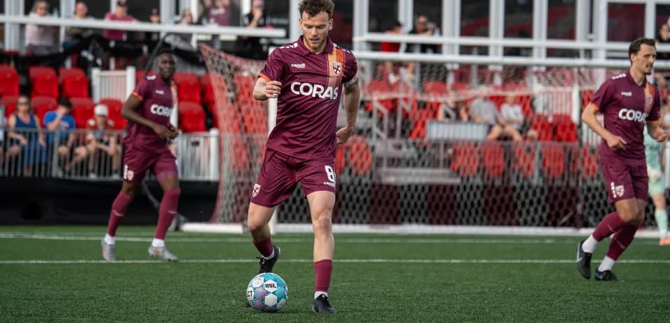 Player dribbling the ball during match