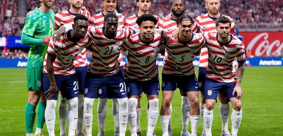 USA team posing before World Cup match