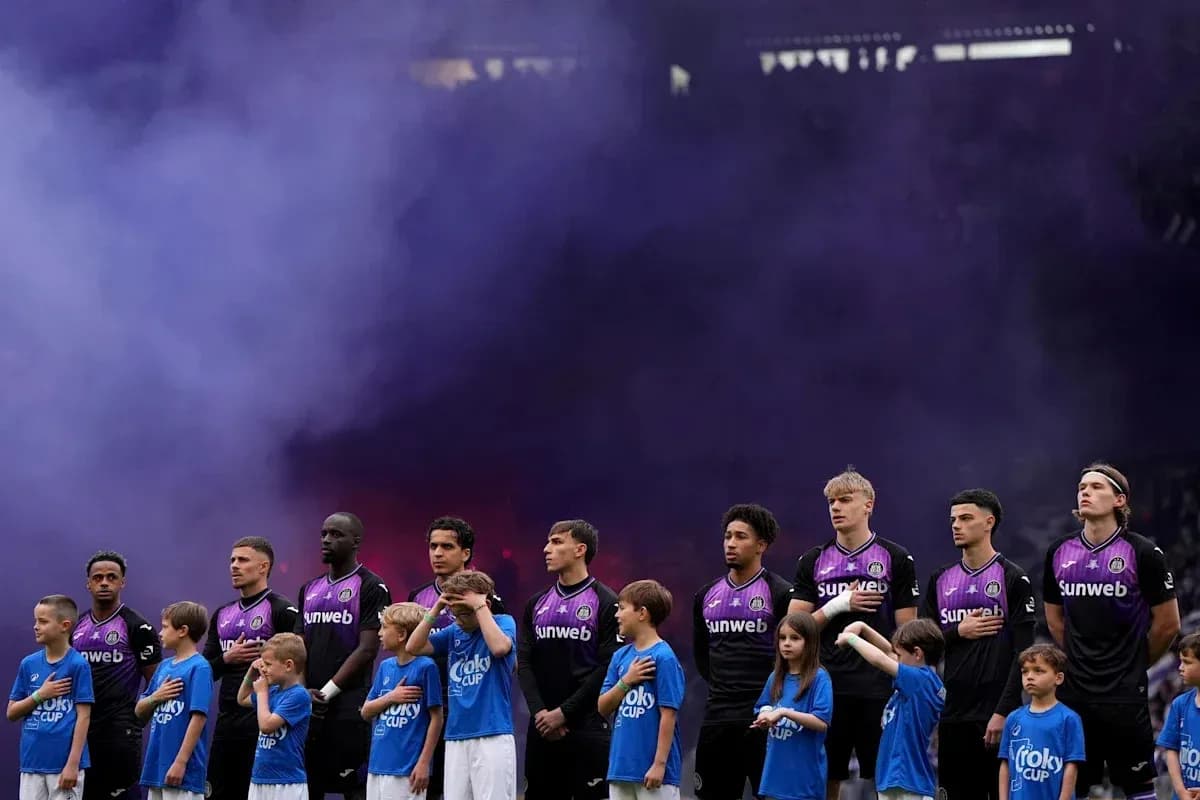 Players and children standing for national anthem