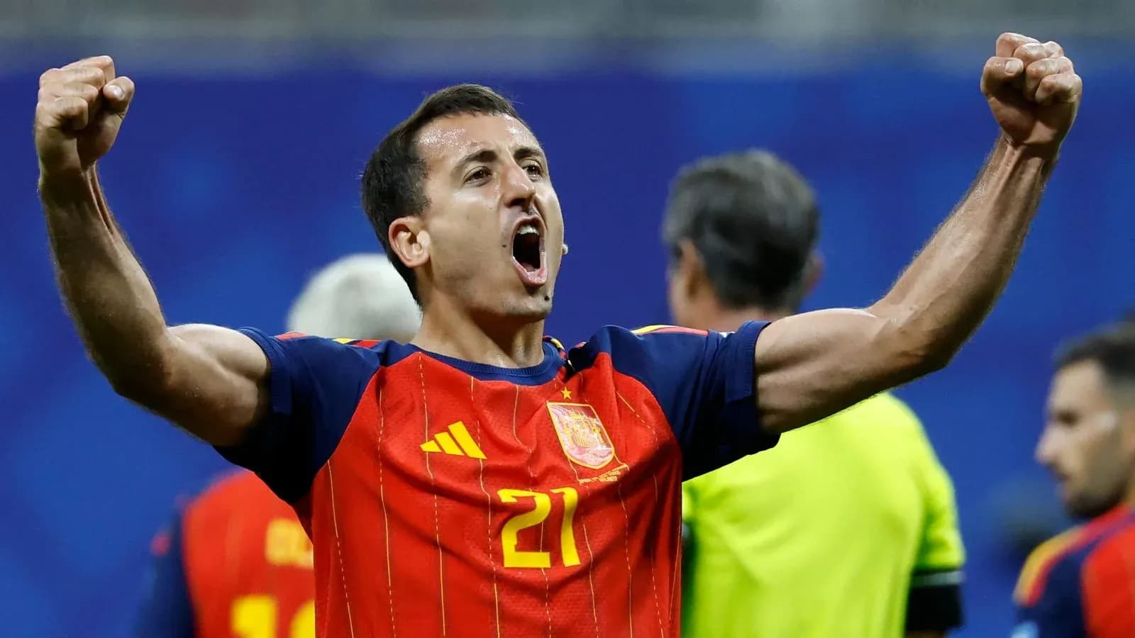 Player celebrating victory in Spain national team jersey
