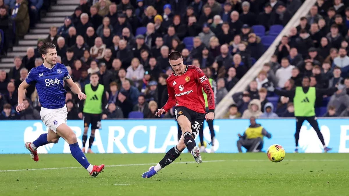 Everton and Manchester United players in action