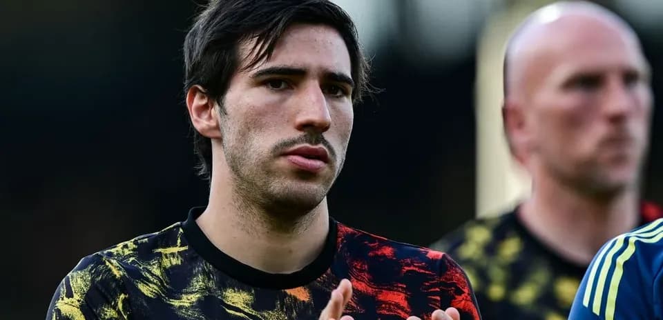 Player in training kit during warm-up session