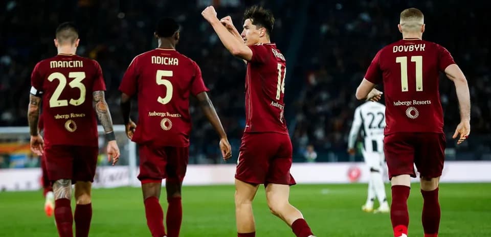 AS Roma players celebrating during the match
