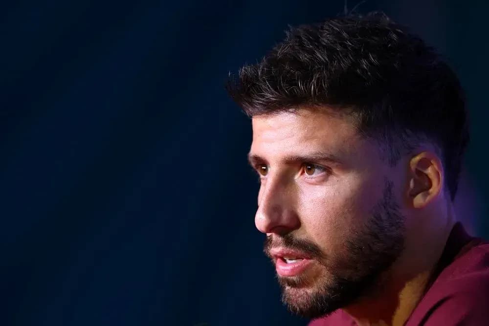 Player speaking at a press conference