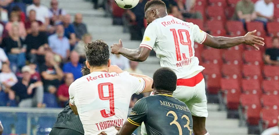 Red Bull Salzburg players competing for the ball