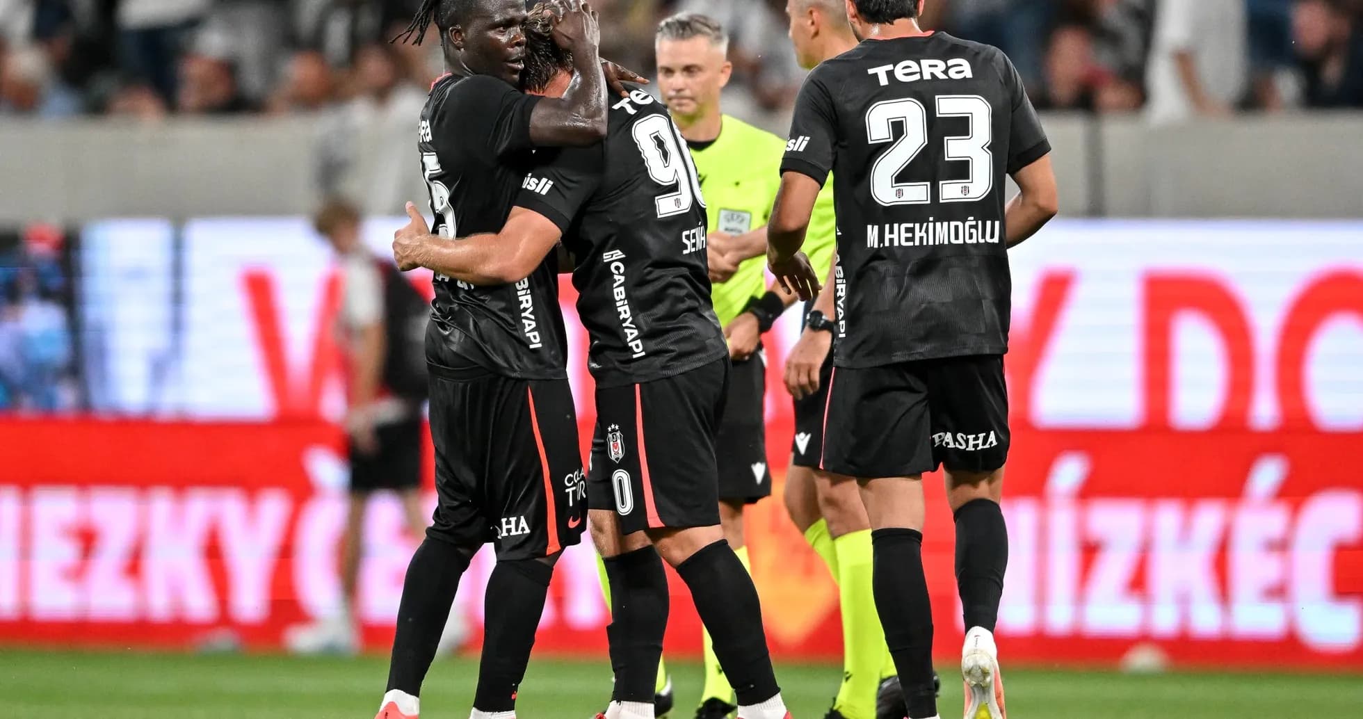 Beşiktaş players celebrating a goal during match