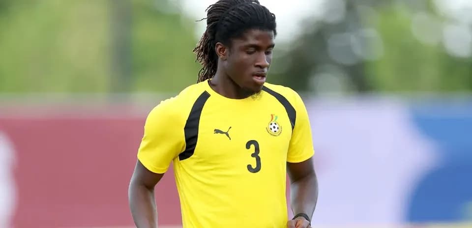 Player in yellow jersey training on field