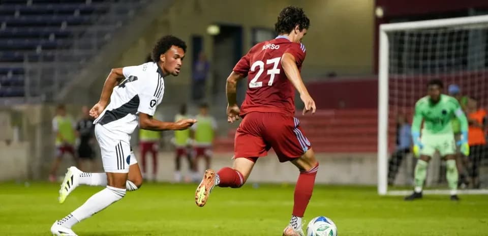 Player dribbling the ball during match