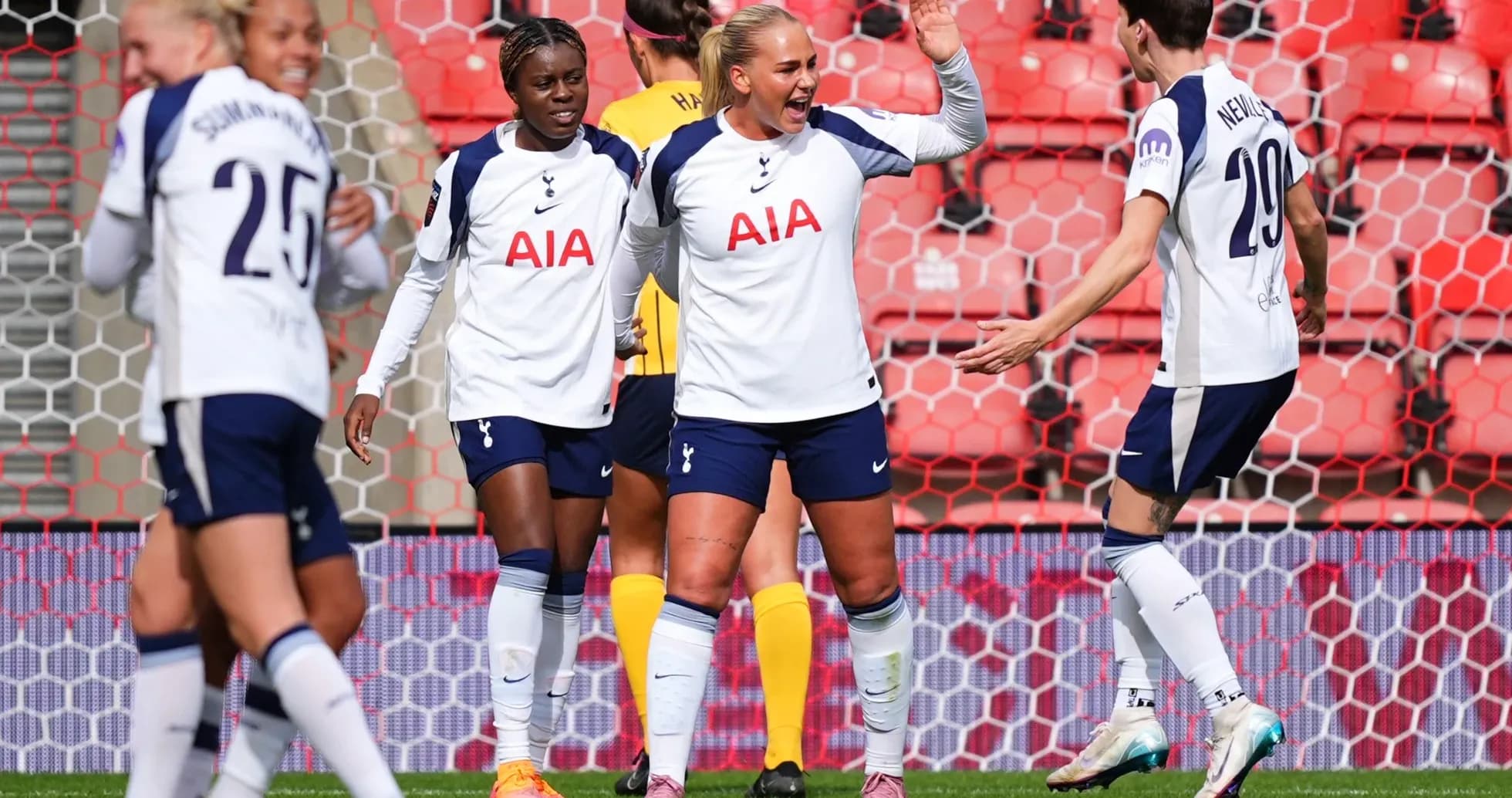 Tottenham Hotspur W celebrating a goal