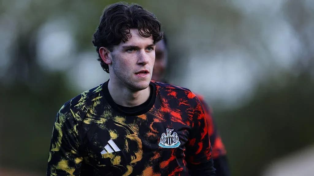 Goalkeeper training in colorful jersey at Newcastle session