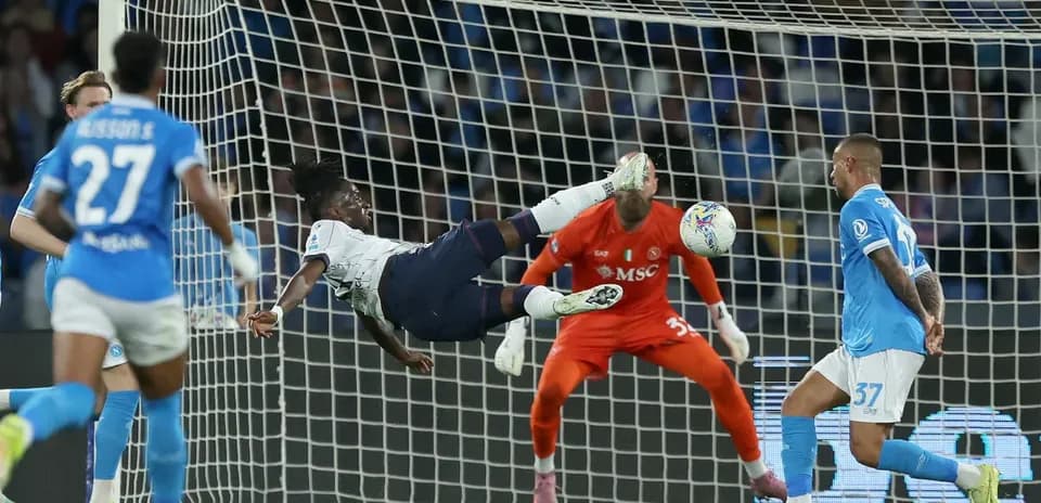 Player attempting bicycle kick during Napoli match