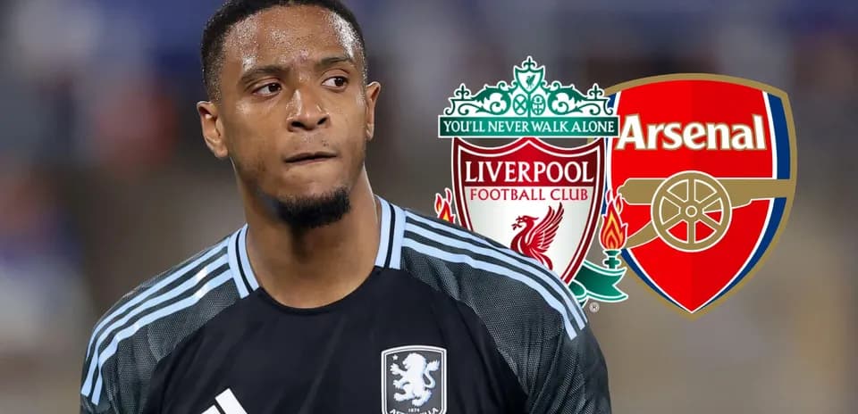 Goalkeeper with club logos of Liverpool and Arsenal