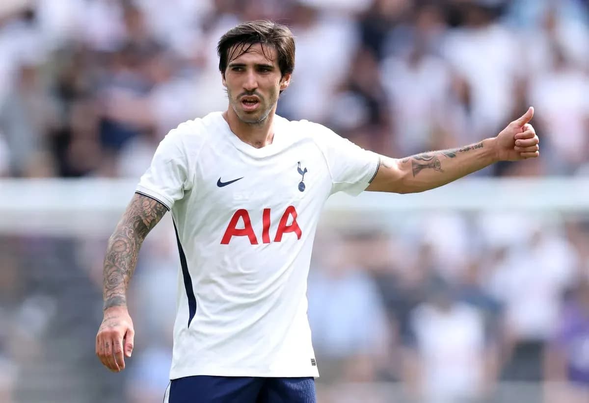 Player gesturing during a Tottenham match