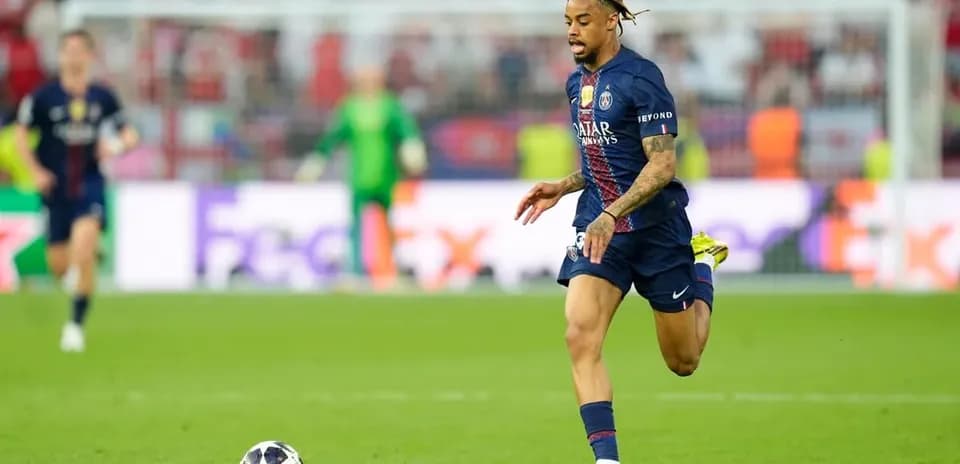 Player from PSG running with the ball during match