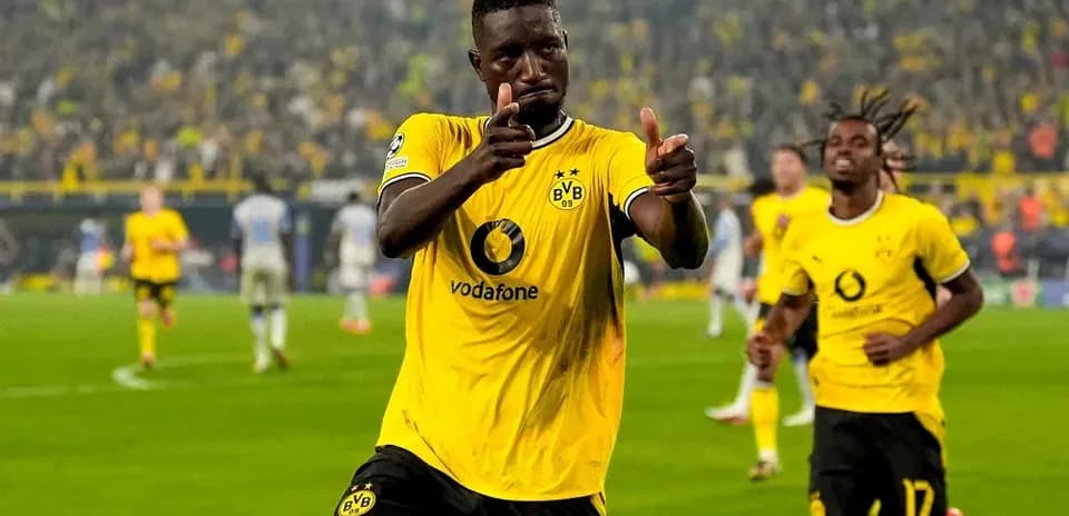 Borussia Dortmund player celebrating a goal