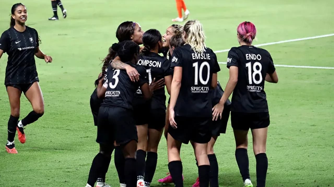 Celebration of Angel City players after scoring