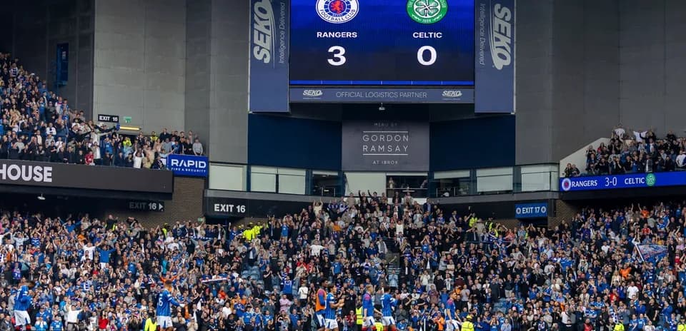 Rangers leading Celtic 3-0 during the match
