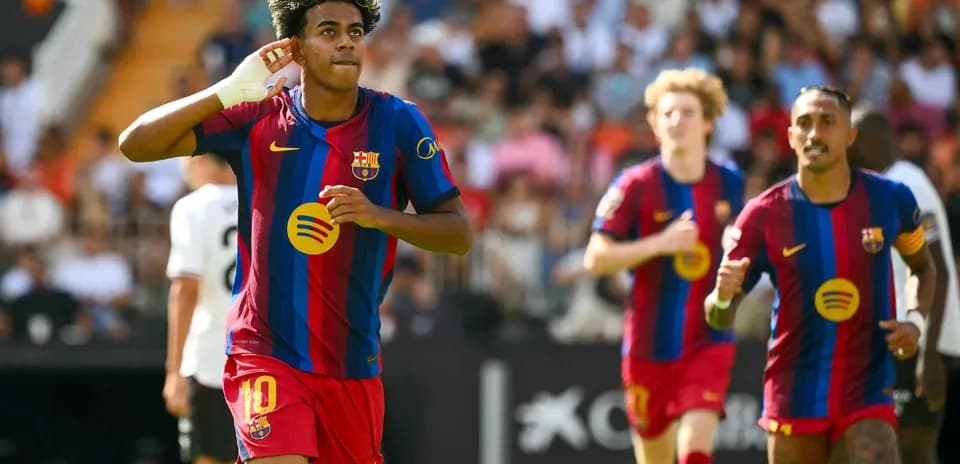 Barcelona players celebrating during La Liga match