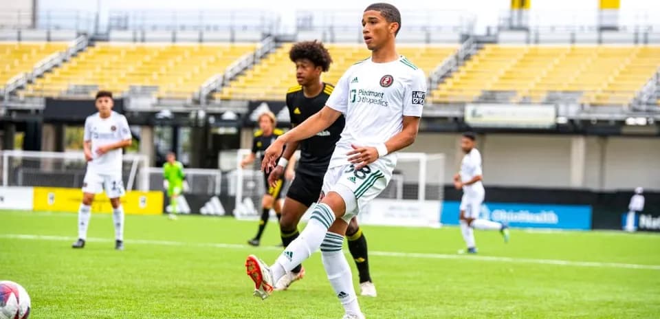 Columbus Crew II player in action during match