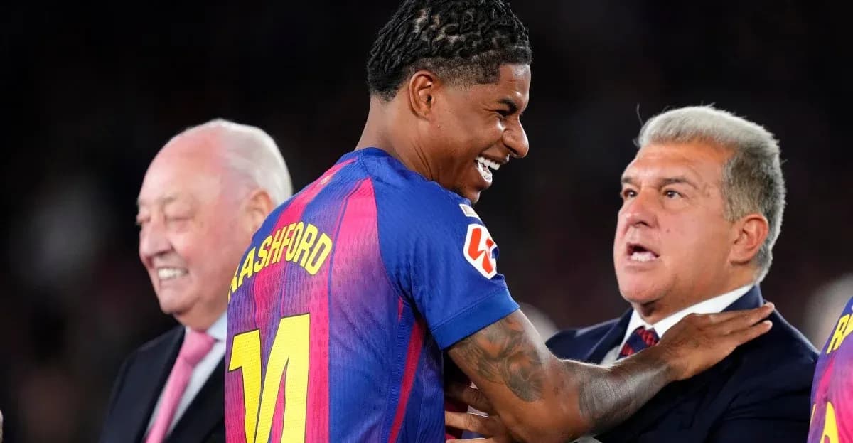 Marcus Rashford interacting with club officials after match