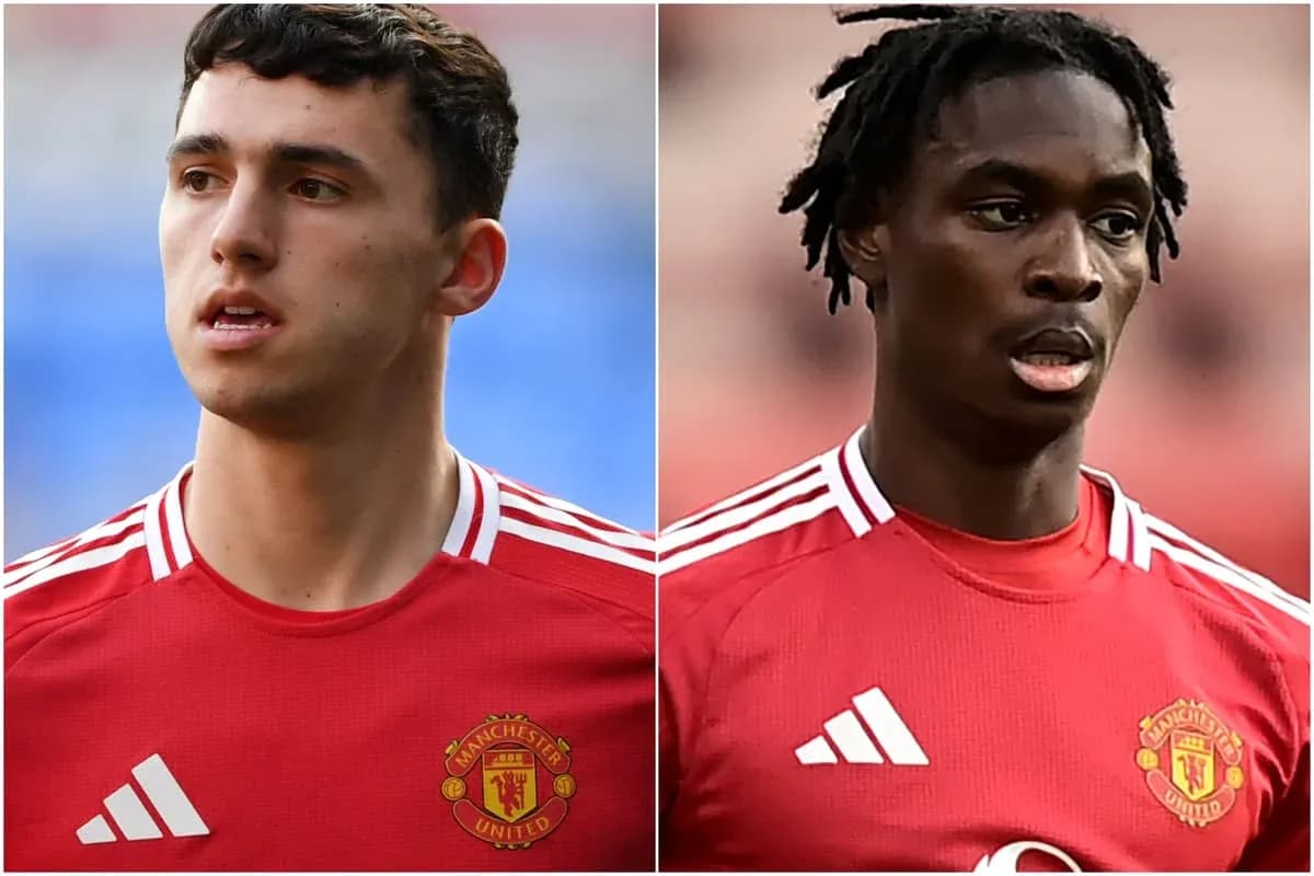 Two Manchester United players in red kits