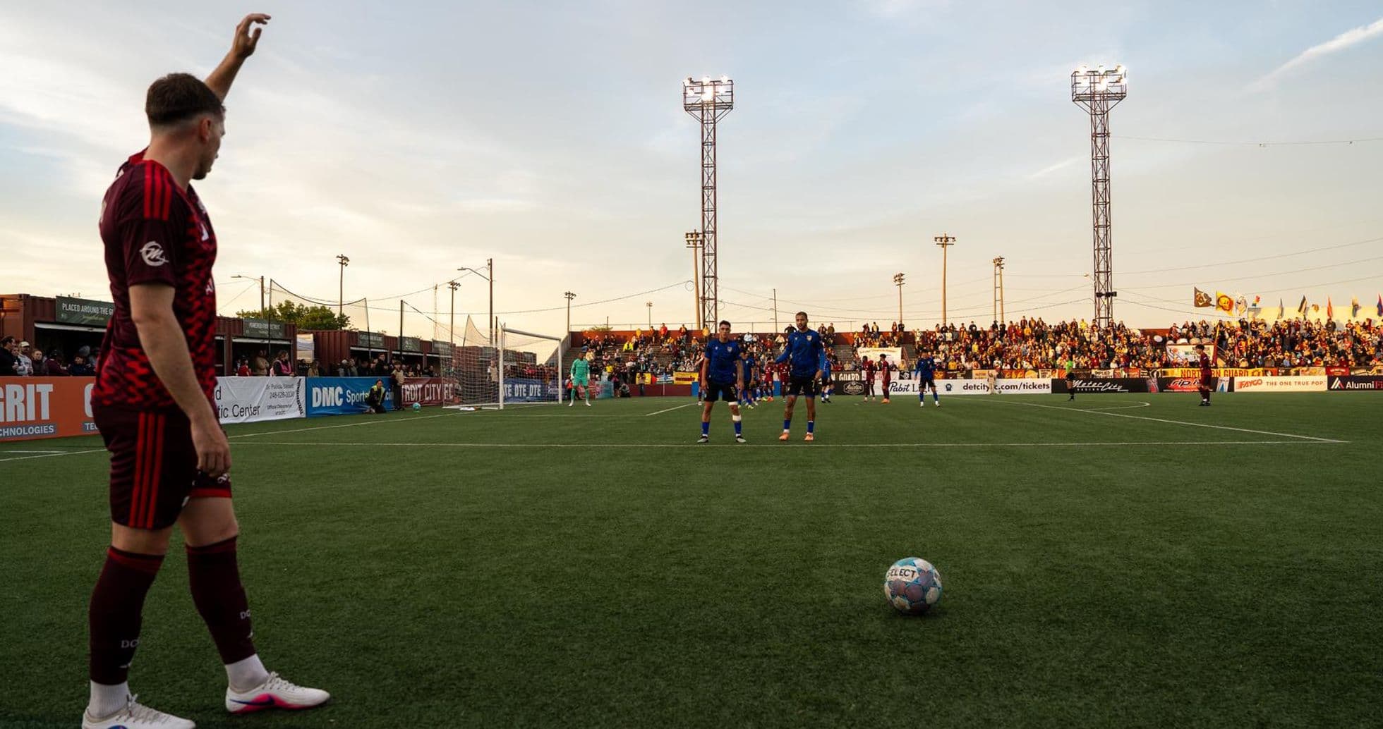 Player signaling during Detroit City match