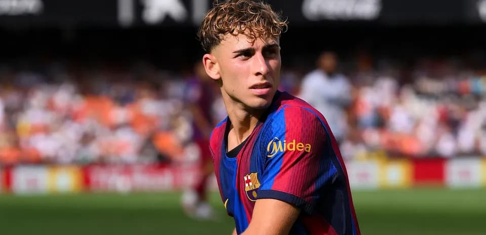 Barcelona player on the field during match