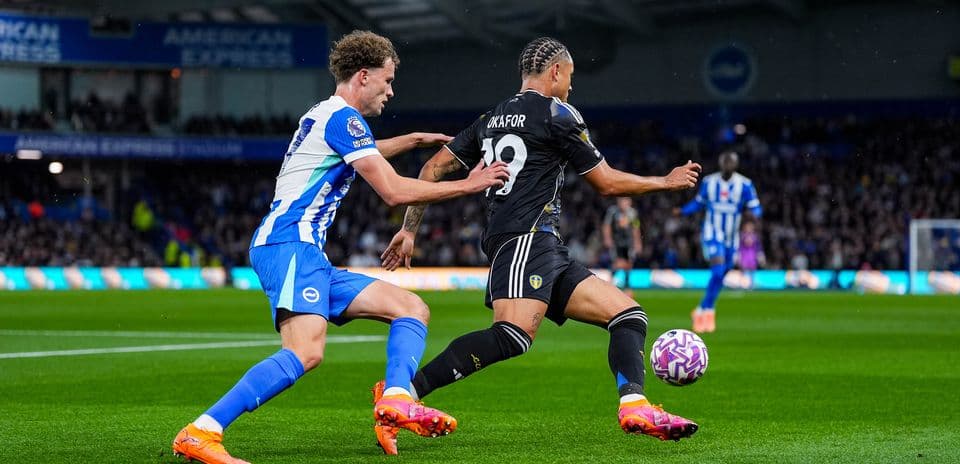 Leeds player challenged by Brighton opponent