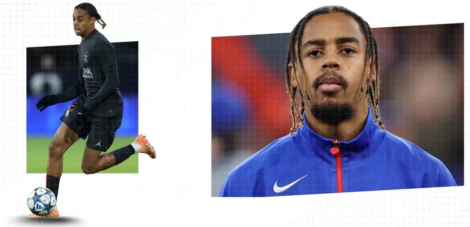 Player in PSG kit running with the ball
