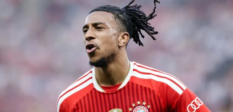 Player celebrating during a Bayern Munich match