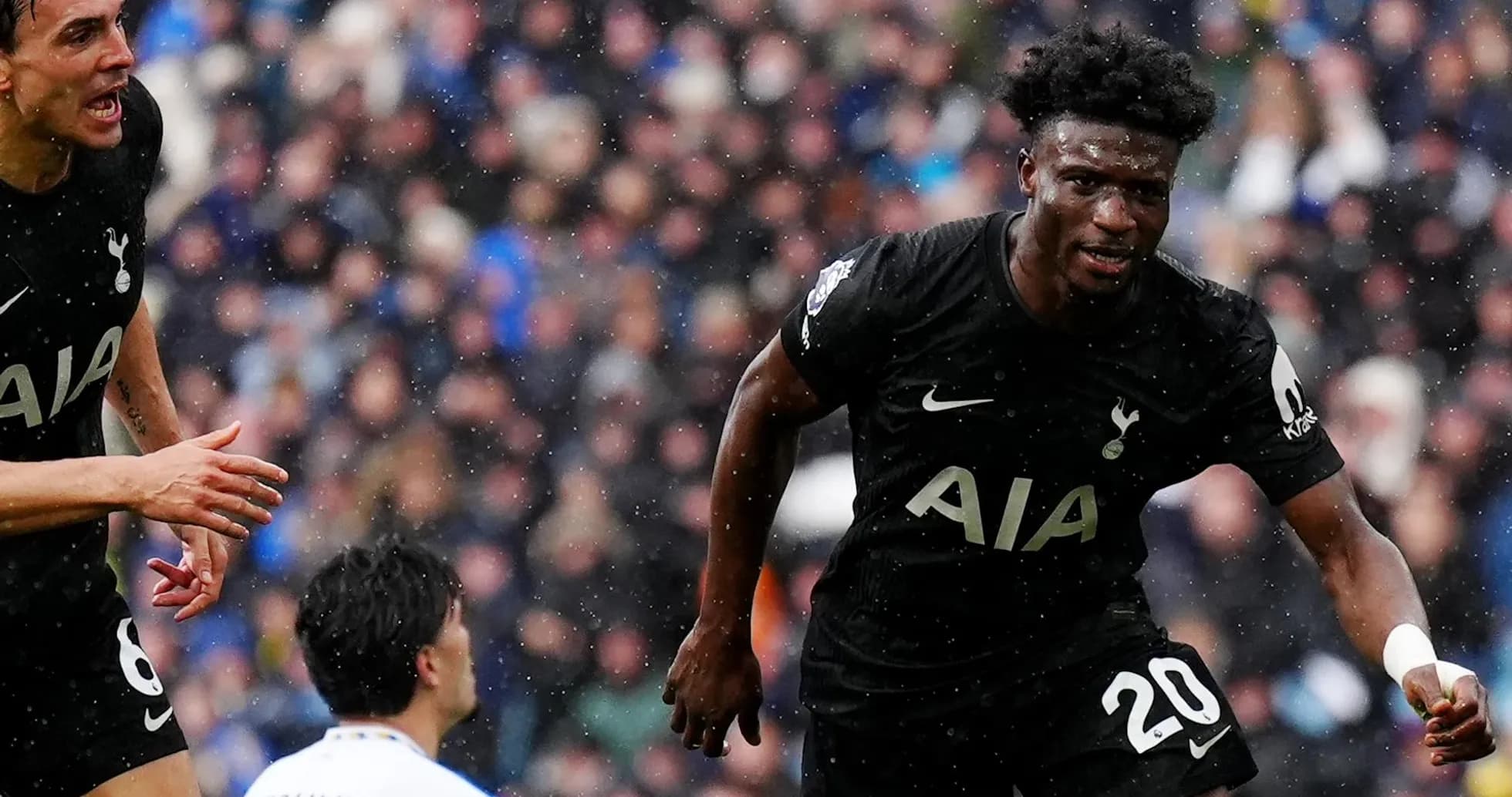 Tottenham player celebrating a goal against Leeds