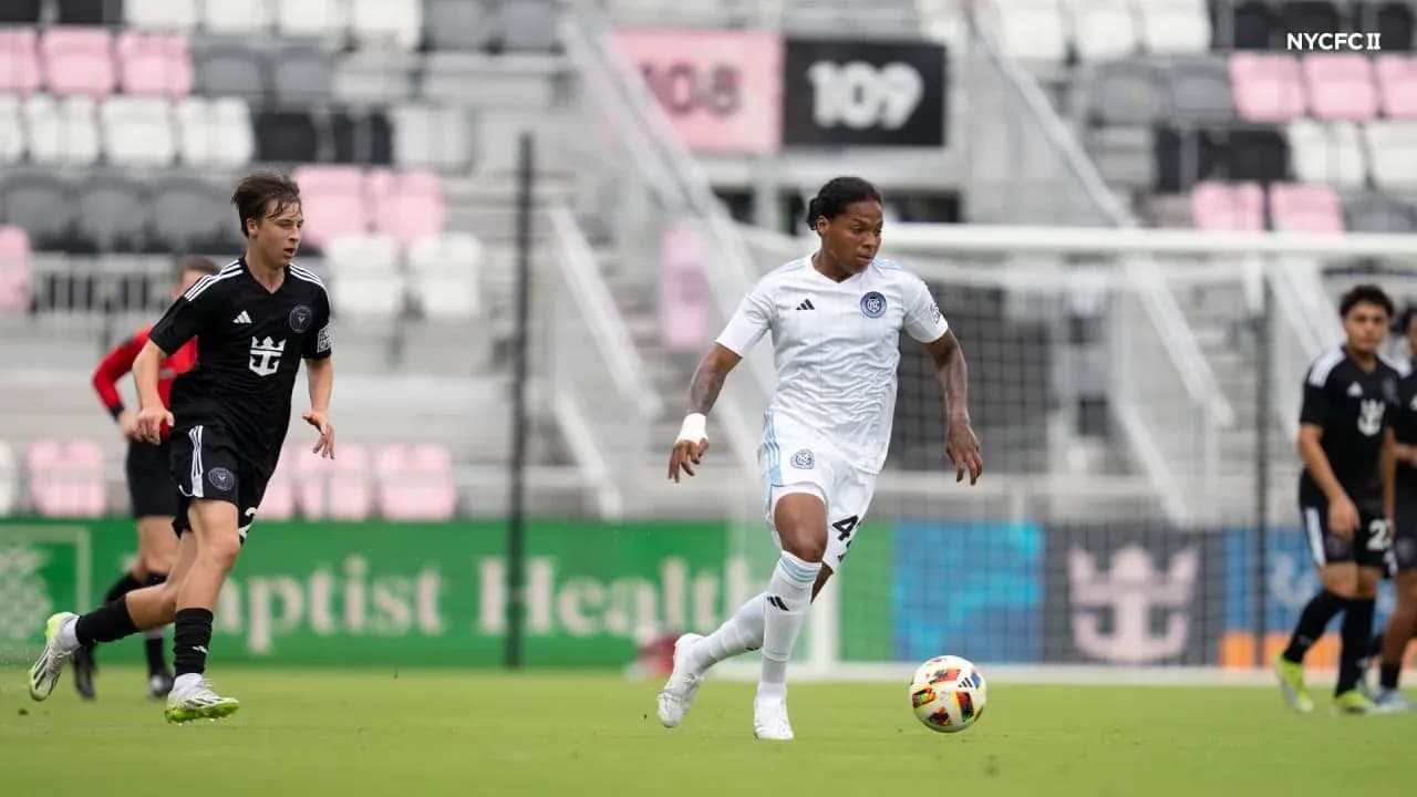 Inter Miami II player dribbling against New York City II