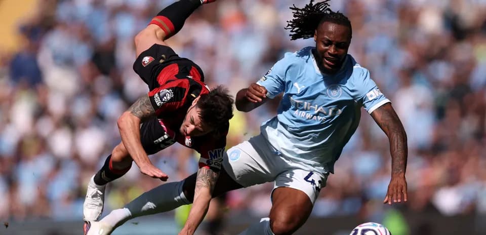 Player challenge during Manchester City vs Bournemouth match