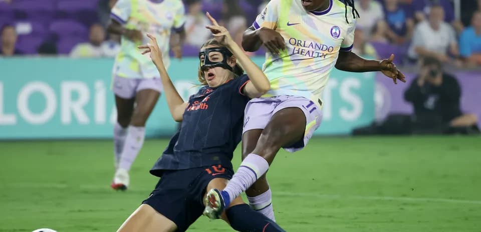 Bay FC W player tackles Orlando Pride W player