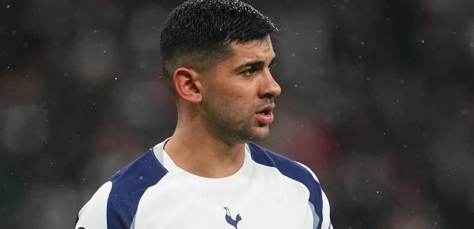 Player wearing Tottenham jersey during match