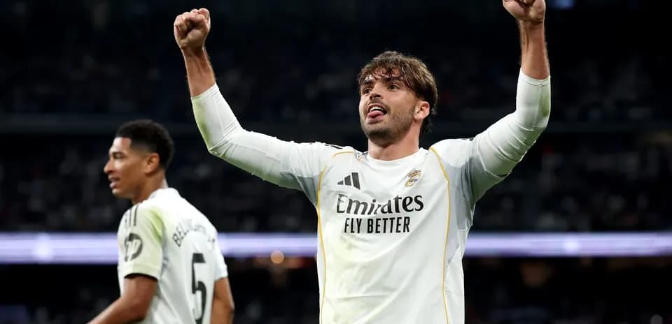 Real Madrid player celebrating during match