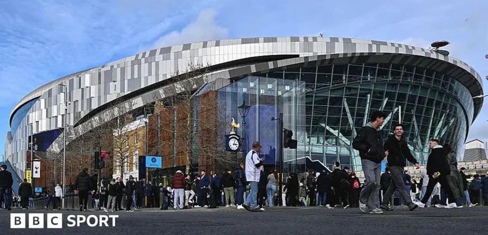Crowd gathering outside Tottenham Hotspur Stadium