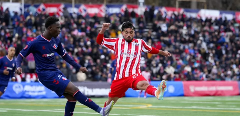 Players competing in Atlético Ottawa match