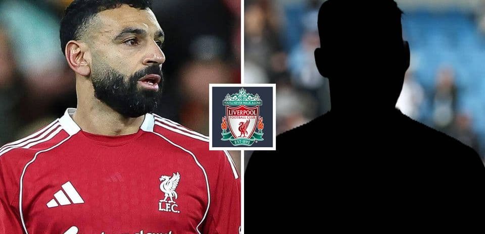 Mohamed Salah in Liverpool jersey with club logo